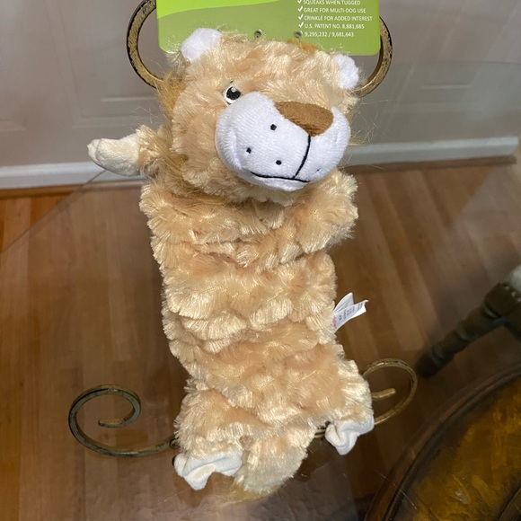 - Brand New Jolly Pets Dog Toy Lion  With Squeaker  16” - Picture 6 of 6